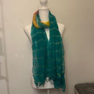 Silk scarf with murano crystals
